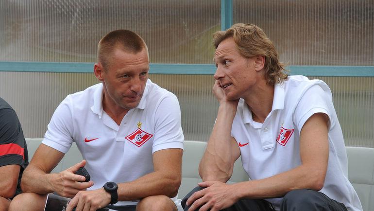 Андрей ТИХОНОВ (слева) и Валерий КАРПИН. Фото Александр ФЕДОРОВ, 