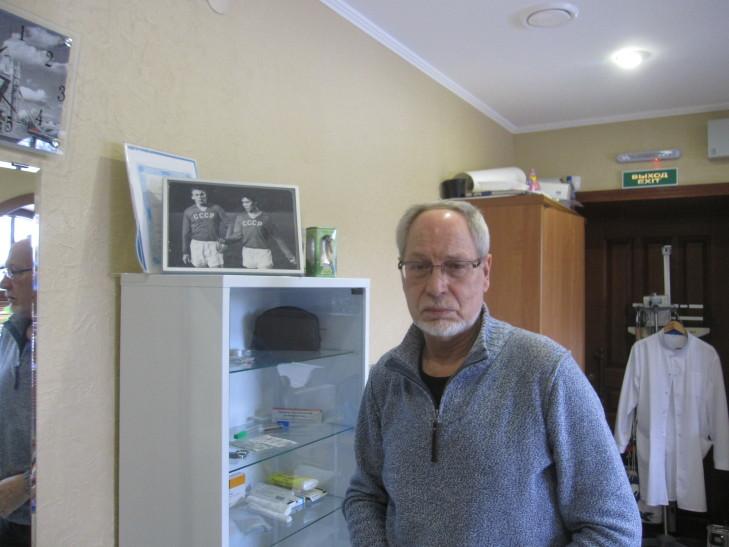 Анатолий Щукин в своем кабинете в Суздале