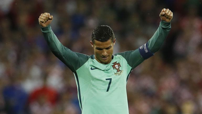 Как далеко сможет Криштиану РОНАЛДУ протащить сборную Португалии? Фото REUTERS