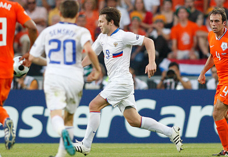 Иван Саенко в матче с Нидерландами на Евро-2008.