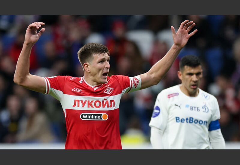 Футболист «Спартака» Александр Соболев в матче против «Динамо»