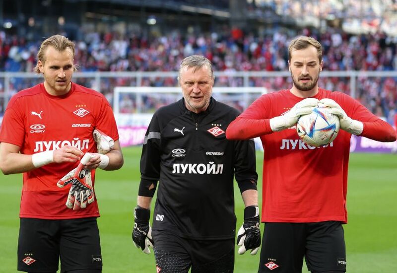 Илья Свинов в «Спартаке» (справа) Илья Свинов в «Спартаке» (справа)